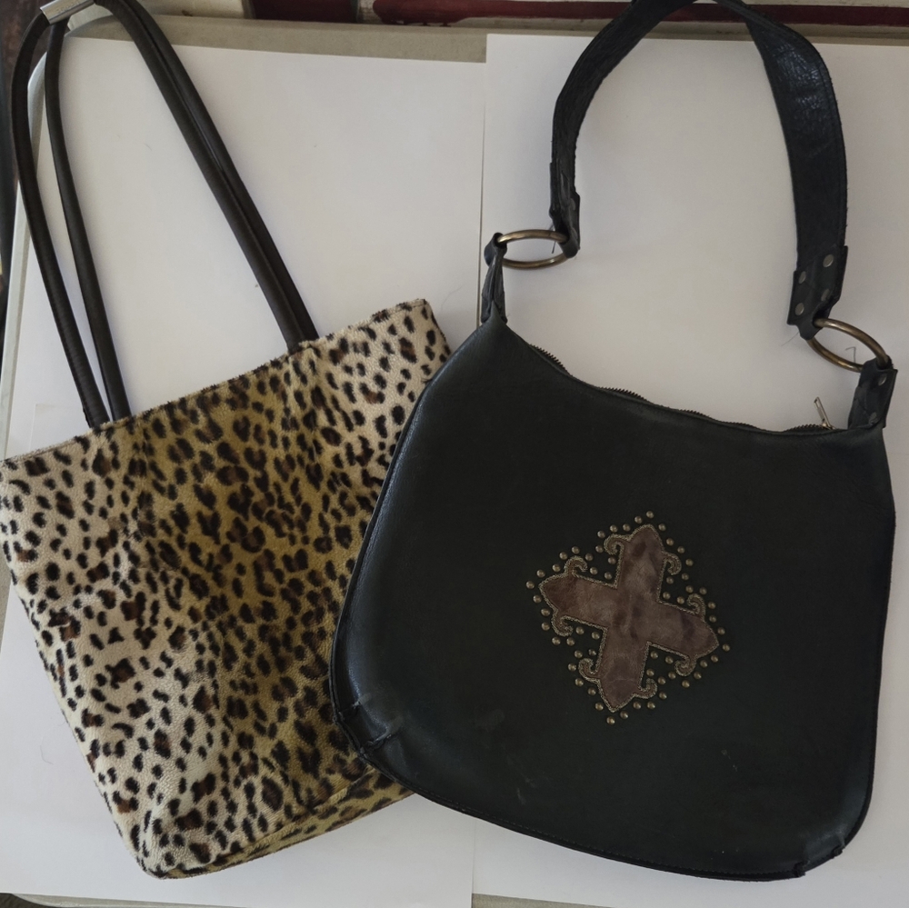 Purse-Pocket book Leopard Print and Black Leather